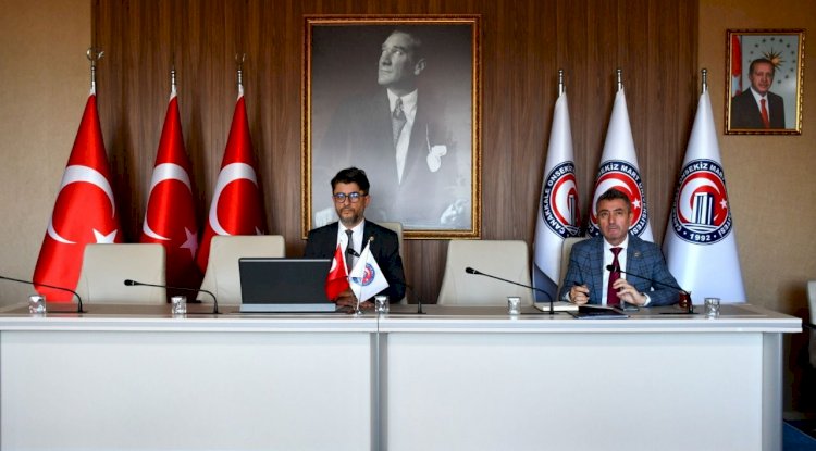 ÇOMÜ akademik performansı yükseltecek