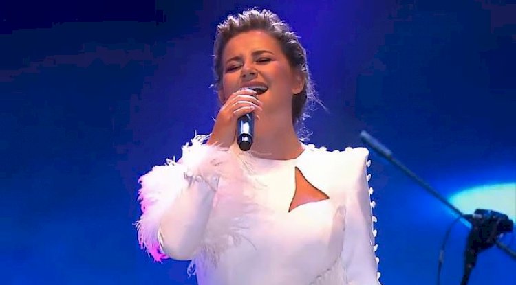 Merve Özbey konser verecek