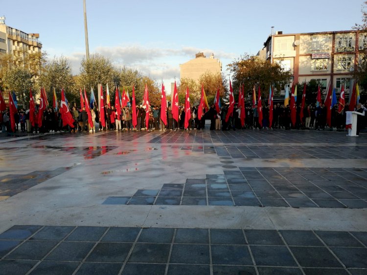 Öğretmenler Günü kutlandı 