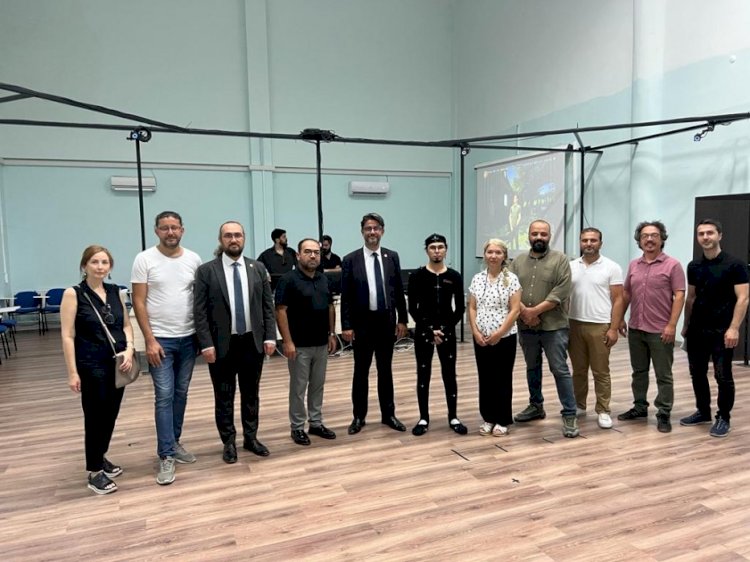 Erenoğlu MOCAP stüdyosunu ziyaret etti