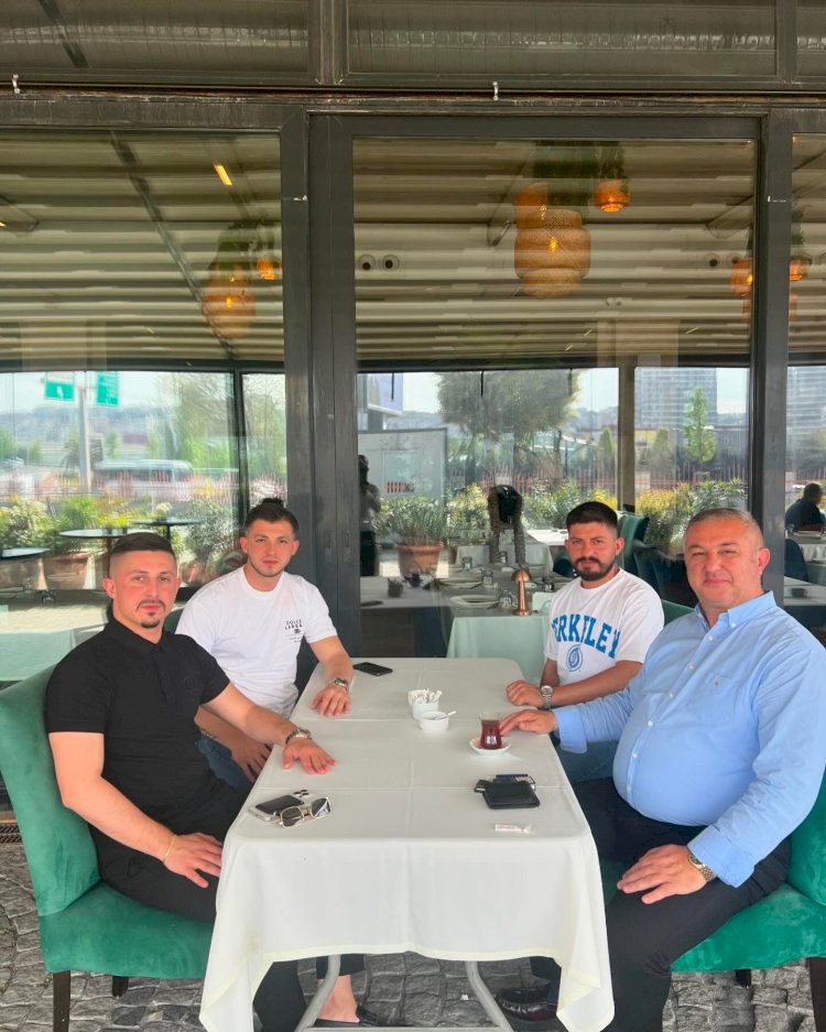 Başkan Oruçoğlu gençlerle sohbet etti
